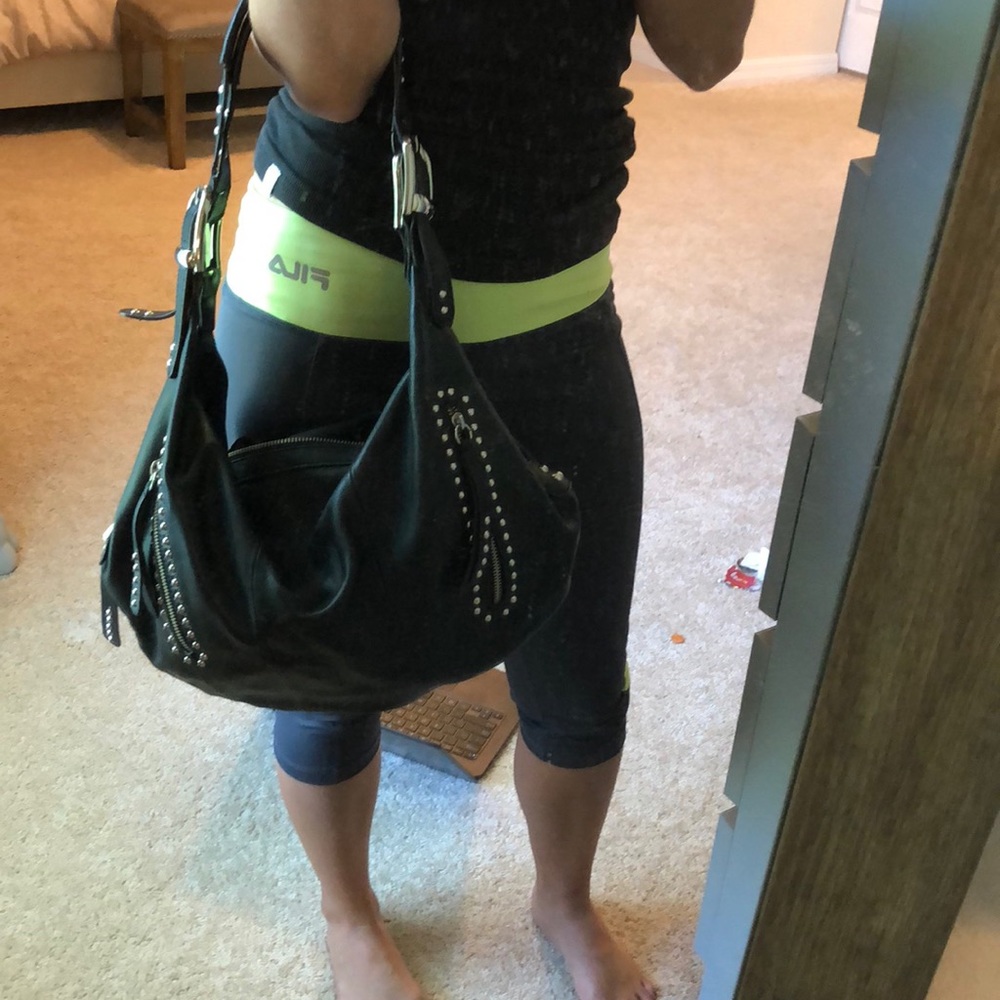 Genuine leather Makowsky purse!